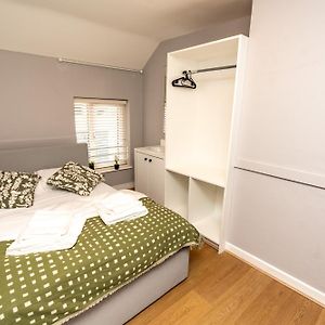 Talbot Street Guest House
